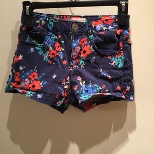 Cute Navy and multicolored floral shorts